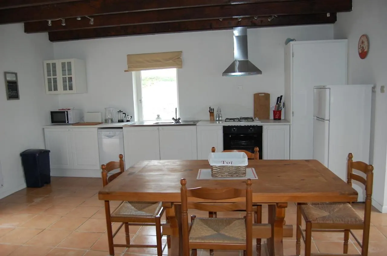 Coet Moru Gites - Rose Cottage Credin Holiday home